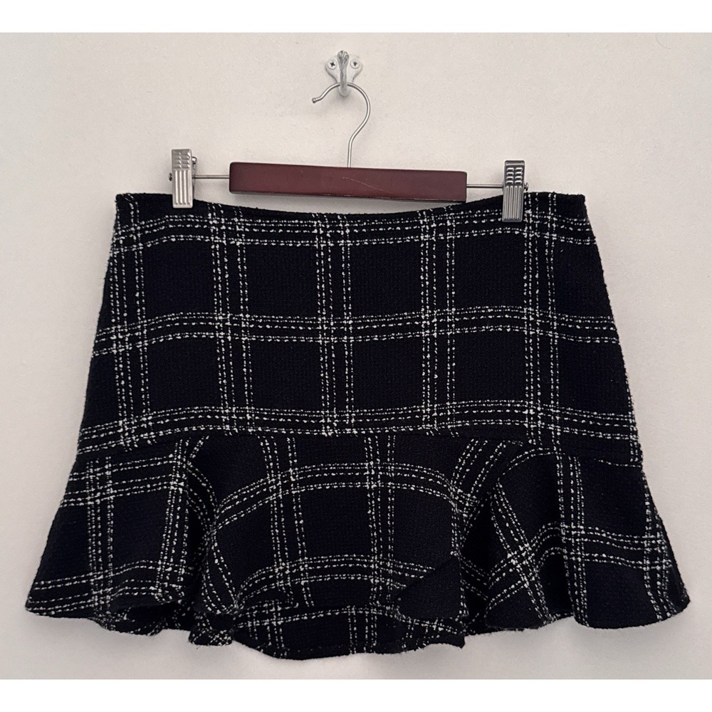 XHILARATION Women's 9 Black Plaid Zip Closure 90s Y2K Mini Hip Hugger Low Rise